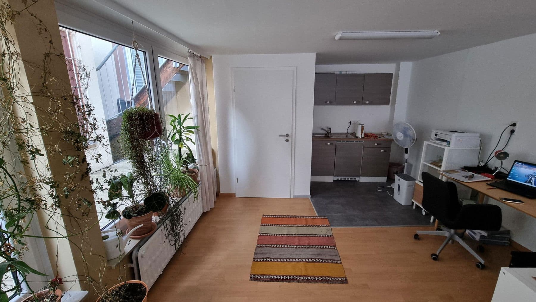 Prenájom kancelárie 26 m², Bahnhofstraße 9, Rottenburg am Neckar, Bádensko-Wurttembersko Prenájom kancelárie 26 m², Bahnhofstraße 9, Rottenburg am Neckar, Bádensko-Wurttembersko