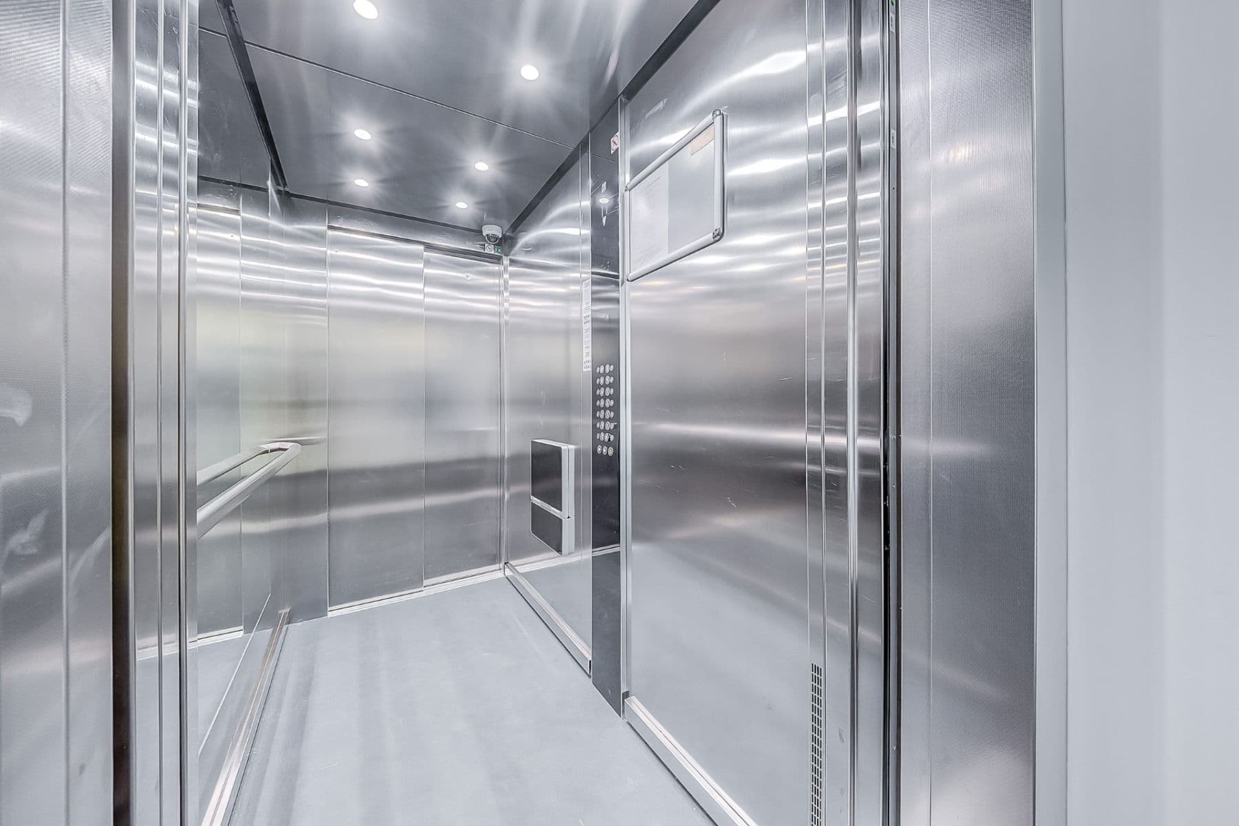 Predaj bytu 3-izbový 69 m², Zvěřinova, Praha, Praha Predaj bytu 3-izbový 69 m², Zvěřinova, Praha, Praha