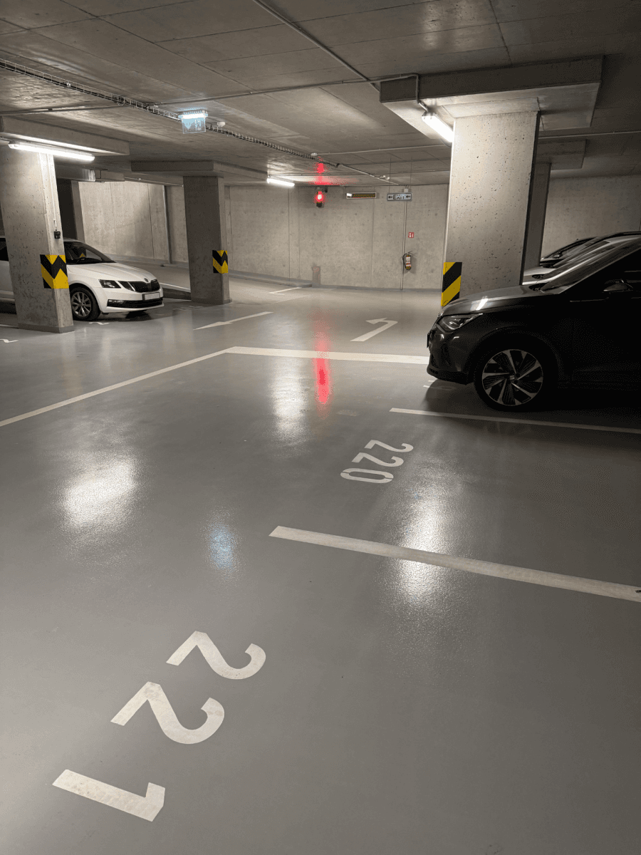 Prenájom garáže 13 m², Kardausova, Praha, Praha Prenájom garáže 13 m², Kardausova, Praha, Praha