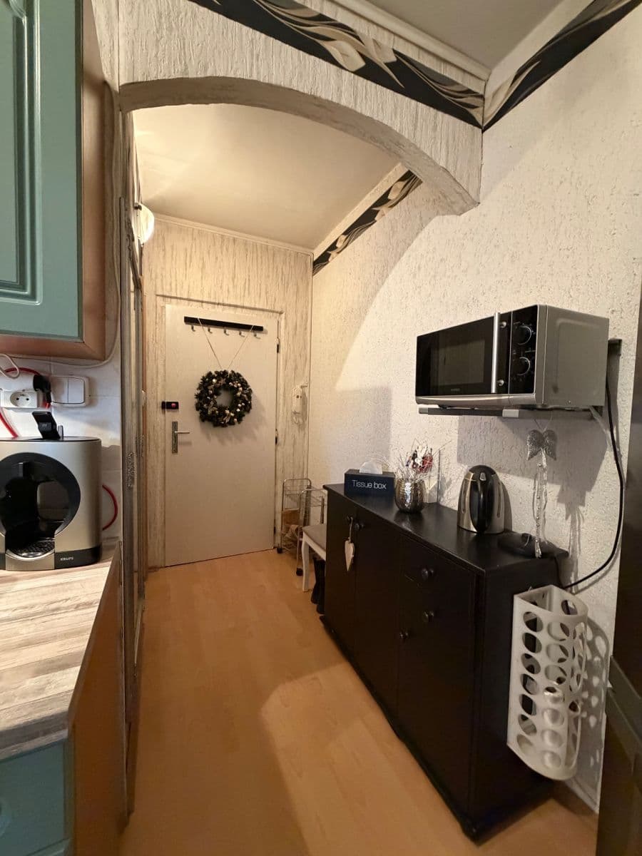 Predaj bytu 2-izbový 50 m², Maďarská, Karlovy Vary, Karlovarský kraj Predaj bytu 2-izbový 50 m², Maďarská, Karlovy Vary, Karlovarský kraj