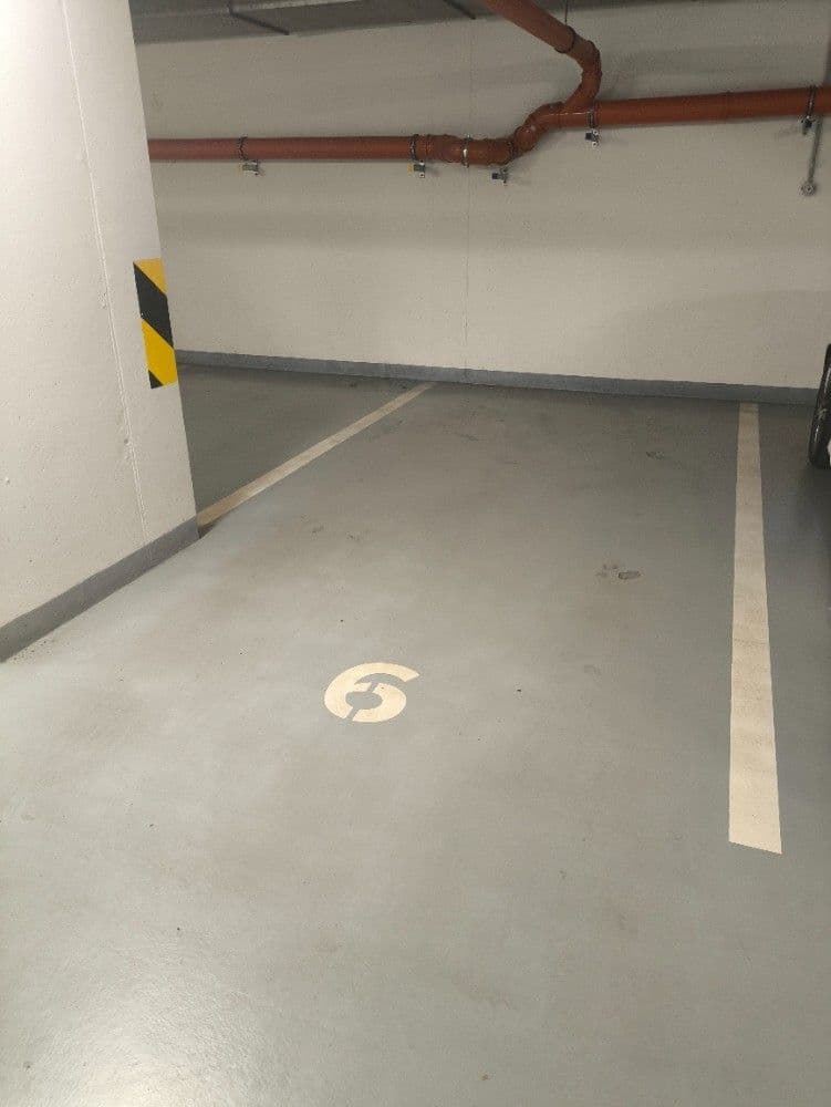 Prenájom garáže 15 m², V Mezihoří, Praha, Praha Prenájom garáže 15 m², V Mezihoří, Praha, Praha