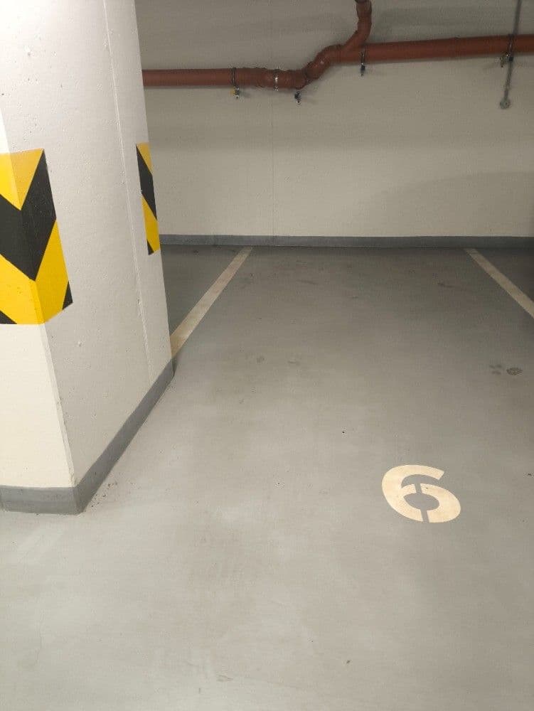 Prenájom garáže 15 m², V Mezihoří, Praha, Praha Prenájom garáže 15 m², V Mezihoří, Praha, Praha