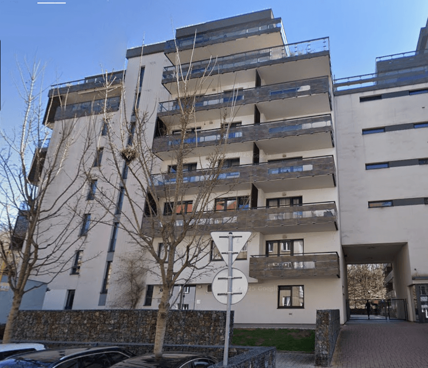 Prenájom garáže 15 m², V Mezihoří, Praha, Praha Prenájom garáže 15 m², V Mezihoří, Praha, Praha