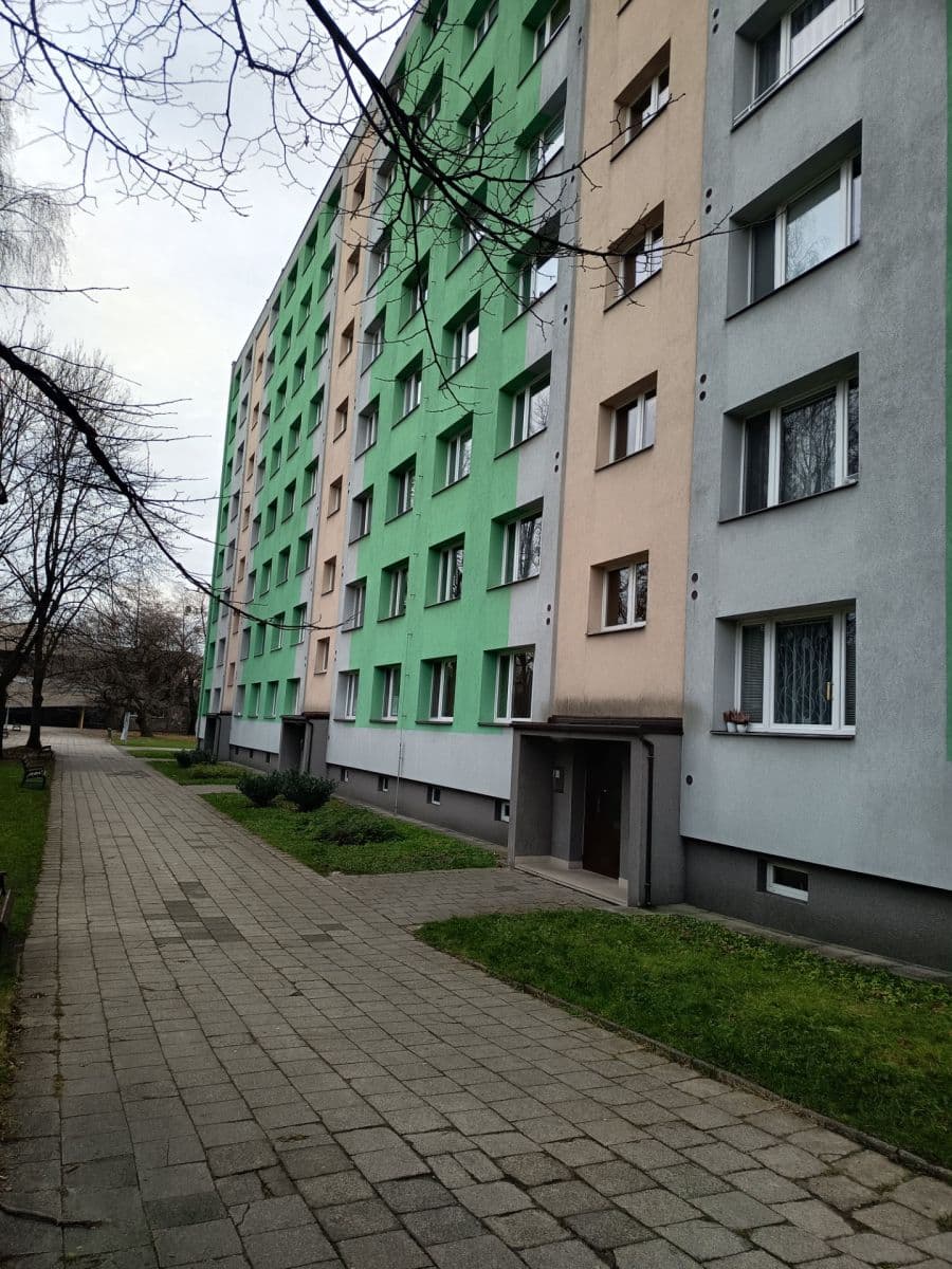 Predaj bytu 3-izbový 74 m², Frýdlantská, Frýdek-Místek, Moravskoslezský kraj Predaj bytu 3-izbový 74 m², Frýdlantská, Frýdek-Místek, Moravskoslezský kraj