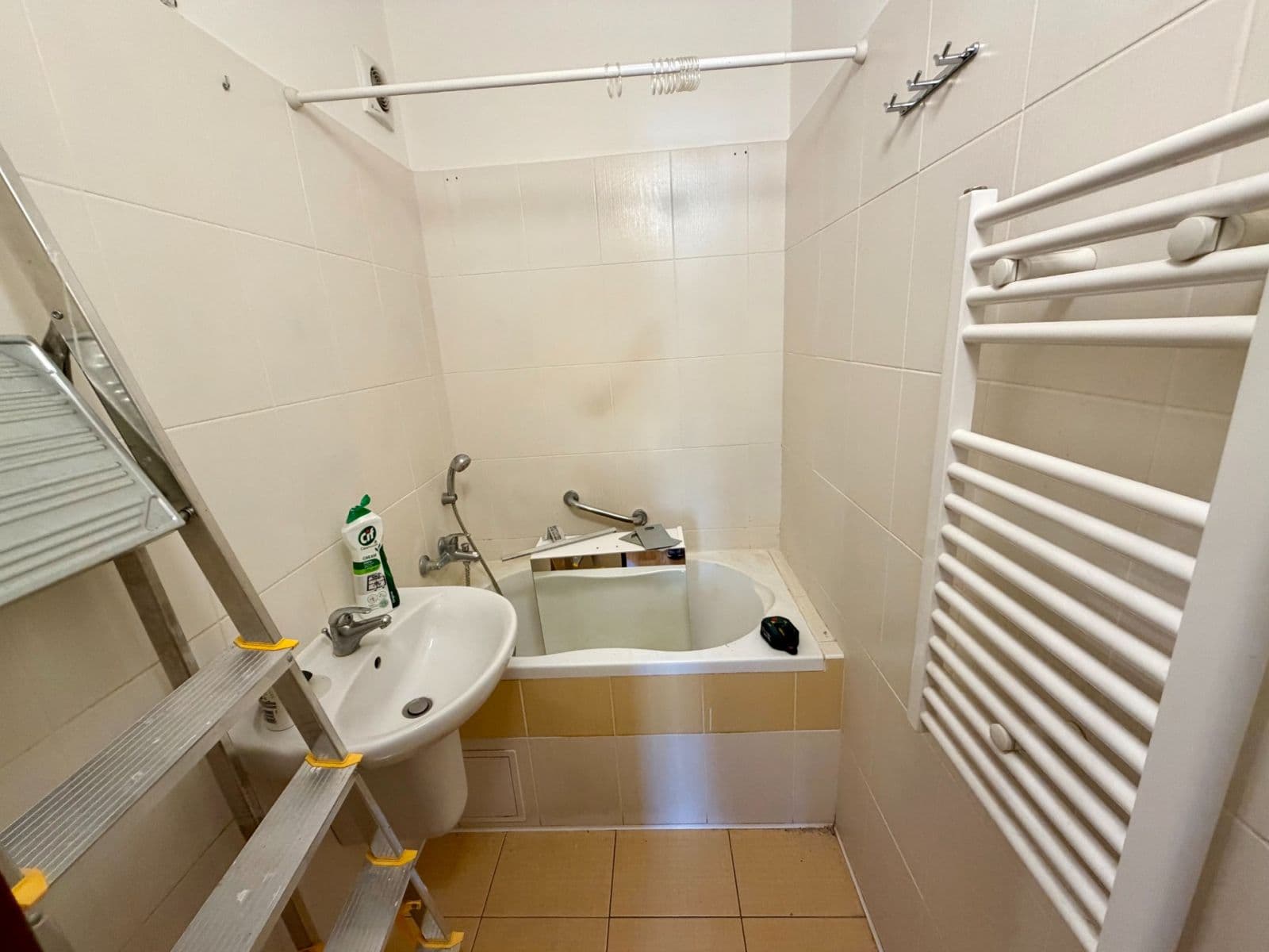 Prenájom bytu 2-izbový 45 m², Šaldova, Praha, Praha Prenájom bytu 2-izbový 45 m², Šaldova, Praha, Praha