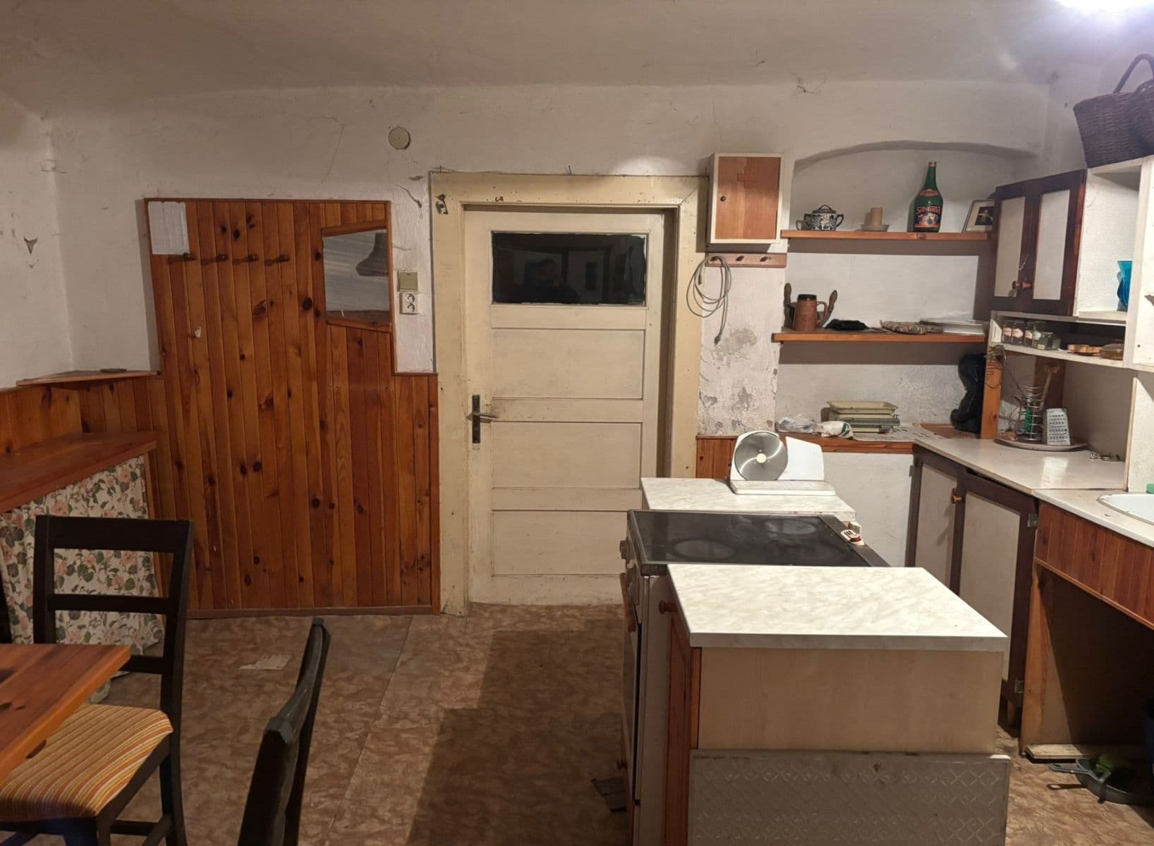 Predaj rekreačného objektu 350 m², pozemek 793 m², Buřenice, Kraj Vysočina Predaj rekreačného objektu 350 m², pozemek 793 m², Buřenice, Kraj Vysočina