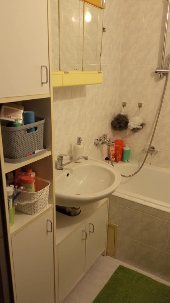 Prenájom bytu 3-izbový 78 m², J. Bendy, České Budějovice, Jihočeský kraj Prenájom bytu 3-izbový 78 m², J. Bendy, České Budějovice, Jihočeský kraj