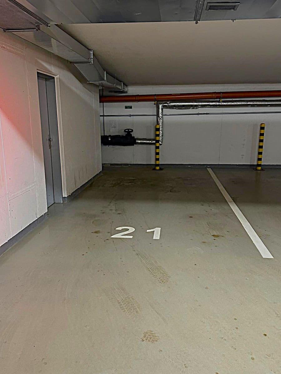 Prenájom bytu 3-izbový 88 m², Radouňova, Praha, Praha Prenájom bytu 3-izbový 88 m², Radouňova, Praha, Praha