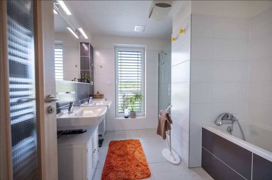 Predaj bytu 3-izbový 97 m², Menšíkova, Brno, Jihomoravský kraj Predaj bytu 3-izbový 97 m², Menšíkova, Brno, Jihomoravský kraj