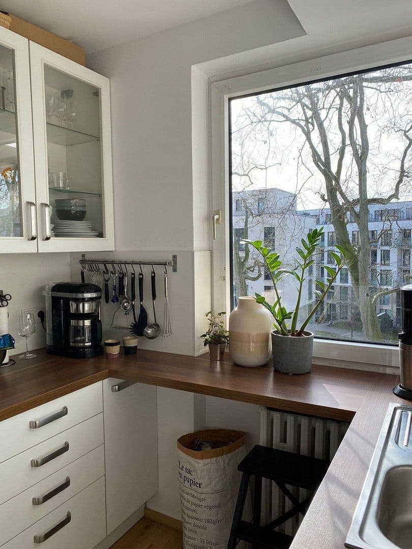 Predaj bytu 2-izbový 48 m², Köln, Severné Porýnie - Westfálsko Predaj bytu 2-izbový 48 m², Köln, Severné Porýnie - Westfálsko