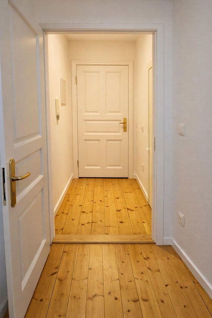 Predaj bytu 1-izbový 24 m², Berlin, Berlín Predaj bytu 1-izbový 24 m², Berlin, Berlín