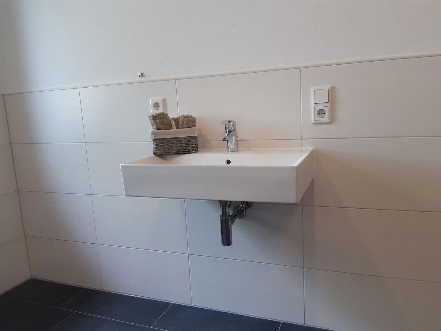 Prenájom bytu 3-izbový 95 m², Weener, Dolné Sasko Prenájom bytu 3-izbový 95 m², Weener, Dolné Sasko