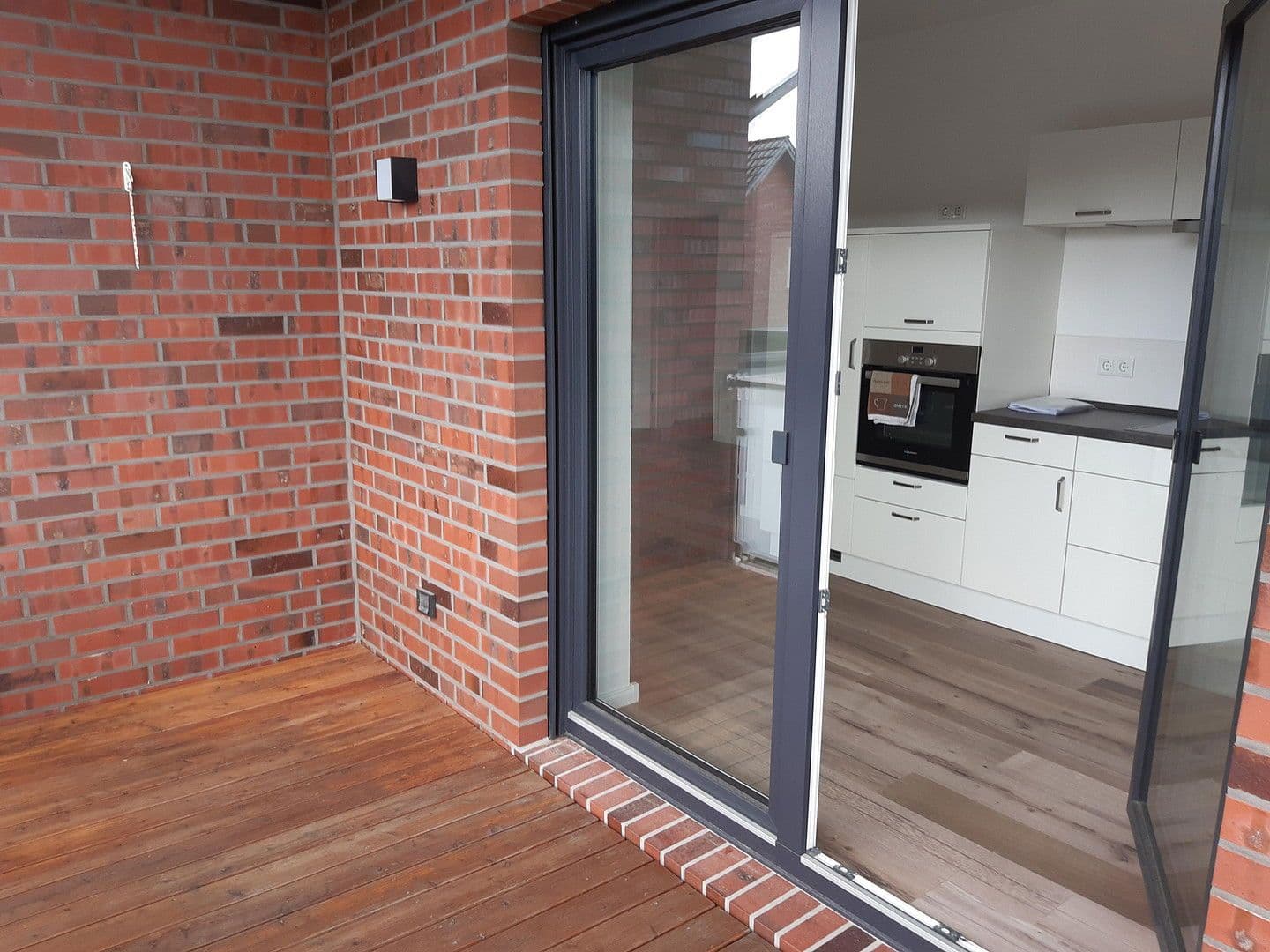 Prenájom bytu 3-izbový 95 m², Weener, Dolné Sasko Prenájom bytu 3-izbový 95 m², Weener, Dolné Sasko