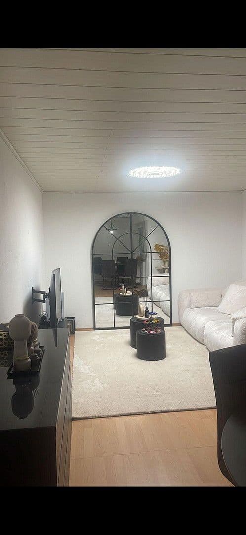 Prenájom bytu 2-izbový 47 m², Sindelfingen, Bádensko-Wurttembersko Prenájom bytu 2-izbový 47 m², Sindelfingen, Bádensko-Wurttembersko