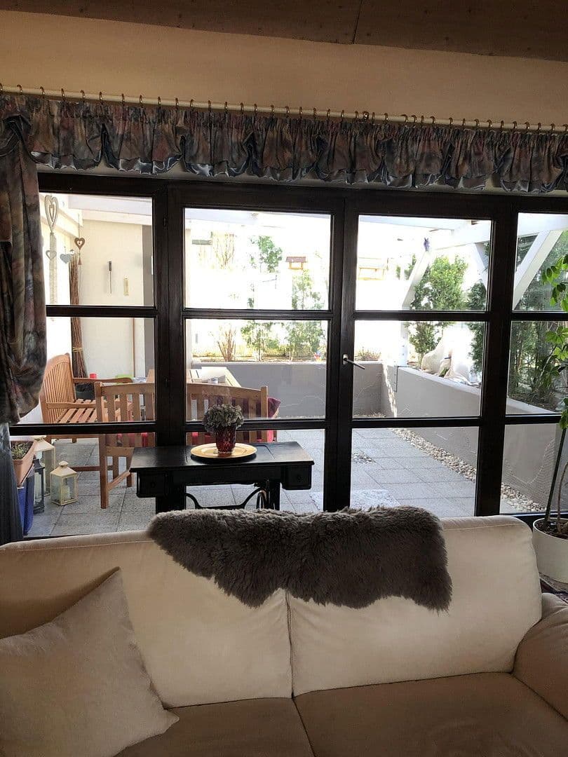 Predaj bytu 5-izbový 160 m², Rottenburg am Neckar, Bádensko-Wurttembersko Predaj bytu 5-izbový 160 m², Rottenburg am Neckar, Bádensko-Wurttembersko