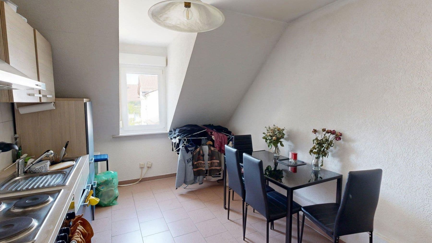 Predaj domu 223 m², pozemek 116 m², Scheuernbergstrasse, Pforzheim, Bádensko-Wurttembersko Predaj domu 223 m², pozemek 116 m², Scheuernbergstrasse, Pforzheim, Bádensko-Wurttembersko