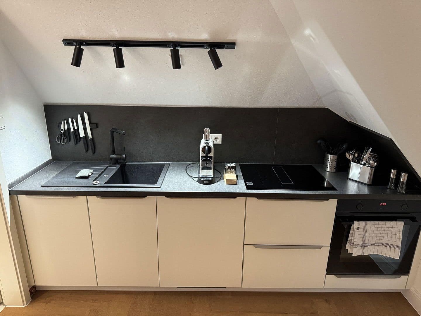 Prenájom bytu 3-izbový 90 m², Recklinghausen, Severné Porýnie - Westfálsko Prenájom bytu 3-izbový 90 m², Recklinghausen, Severné Porýnie - Westfálsko