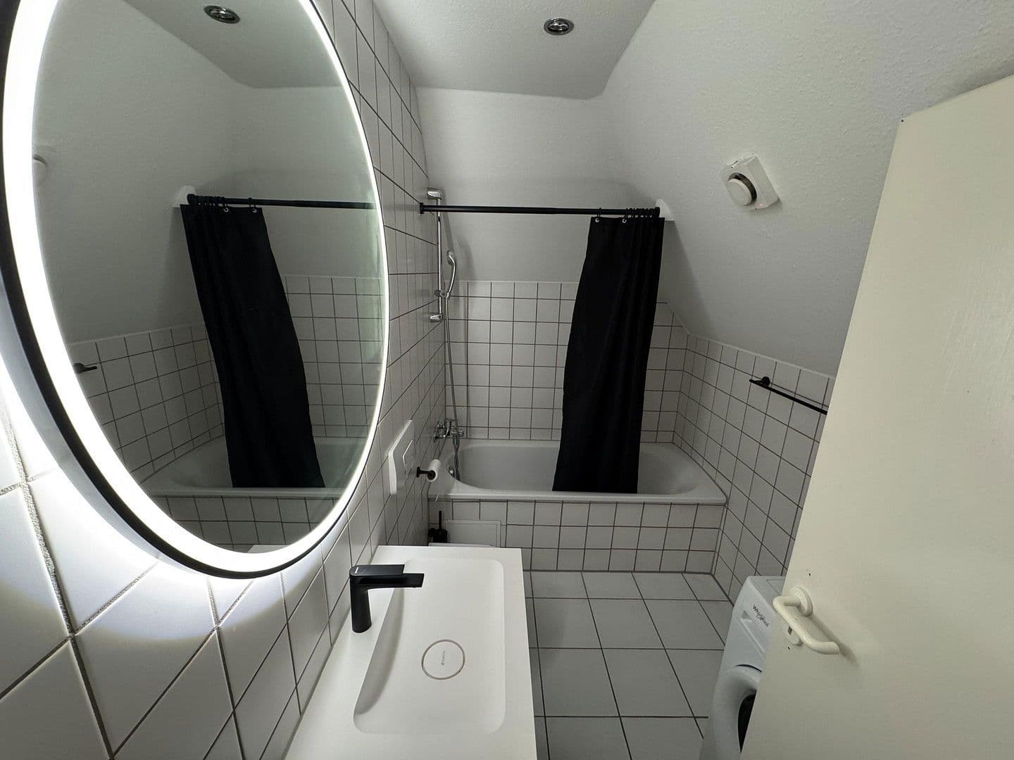 Prenájom bytu 3-izbový 90 m², Recklinghausen, Severné Porýnie - Westfálsko Prenájom bytu 3-izbový 90 m², Recklinghausen, Severné Porýnie - Westfálsko