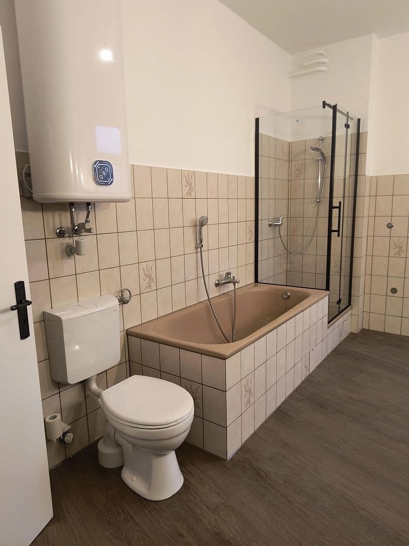 Prenájom bytu 4-izbový 103 m², Rathausmarkt 1a, Schleswig, Šlezvicko-Holštajnsko Prenájom bytu 4-izbový 103 m², Rathausmarkt 1a, Schleswig, Šlezvicko-Holštajnsko