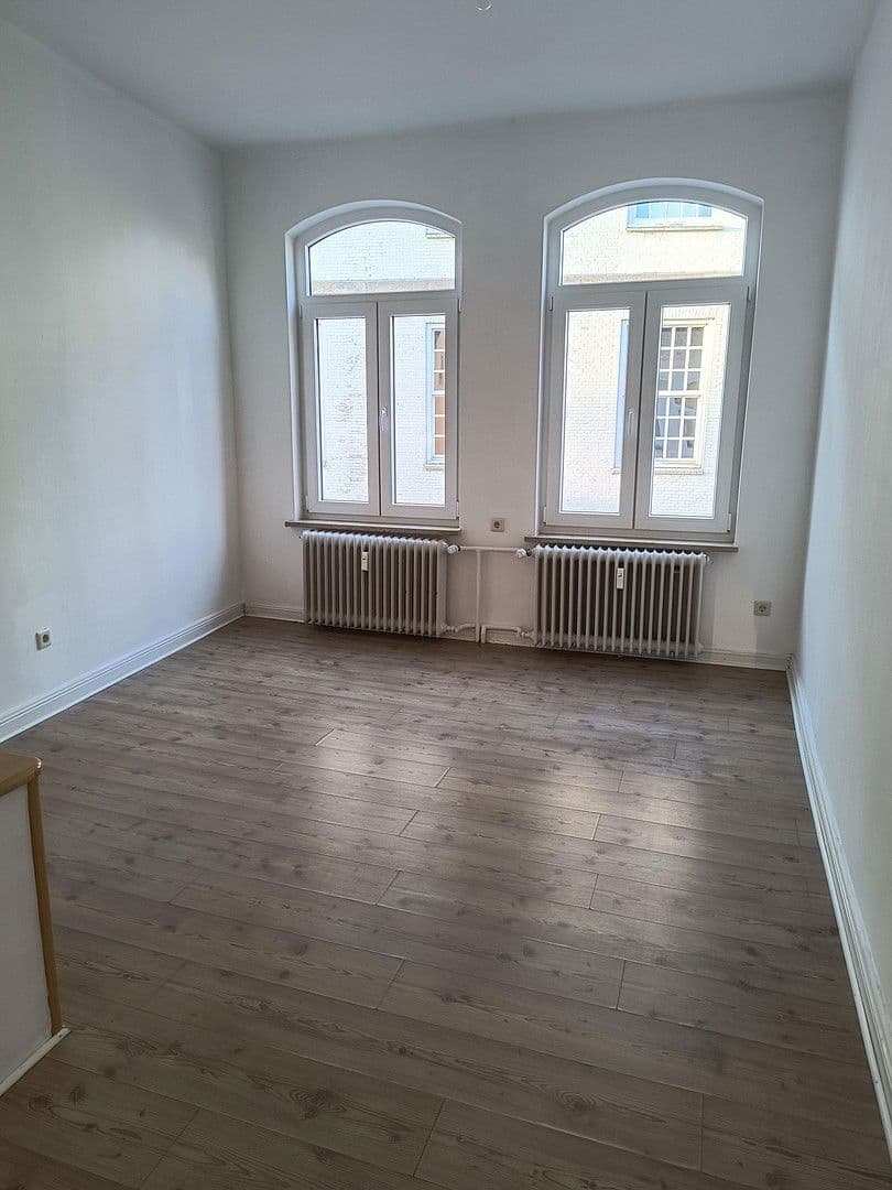 Prenájom bytu 4-izbový 103 m², Rathausmarkt 1a, Schleswig, Šlezvicko-Holštajnsko Prenájom bytu 4-izbový 103 m², Rathausmarkt 1a, Schleswig, Šlezvicko-Holštajnsko