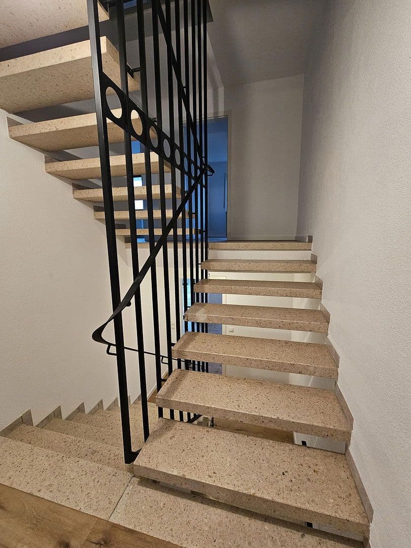 Predaj domu 153 m², pozemek 196 m², Seelbach, Bádensko-Wurttembersko Predaj domu 153 m², pozemek 196 m², Seelbach, Bádensko-Wurttembersko