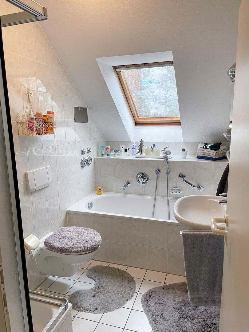 Predaj bytu 4-izbový 89 m², Ernst-Rein Strasse 94c, Bielefeld, Severné Porýnie - Westfálsko Predaj bytu 4-izbový 89 m², Ernst-Rein Strasse 94c, Bielefeld, Severné Porýnie - Westfálsko