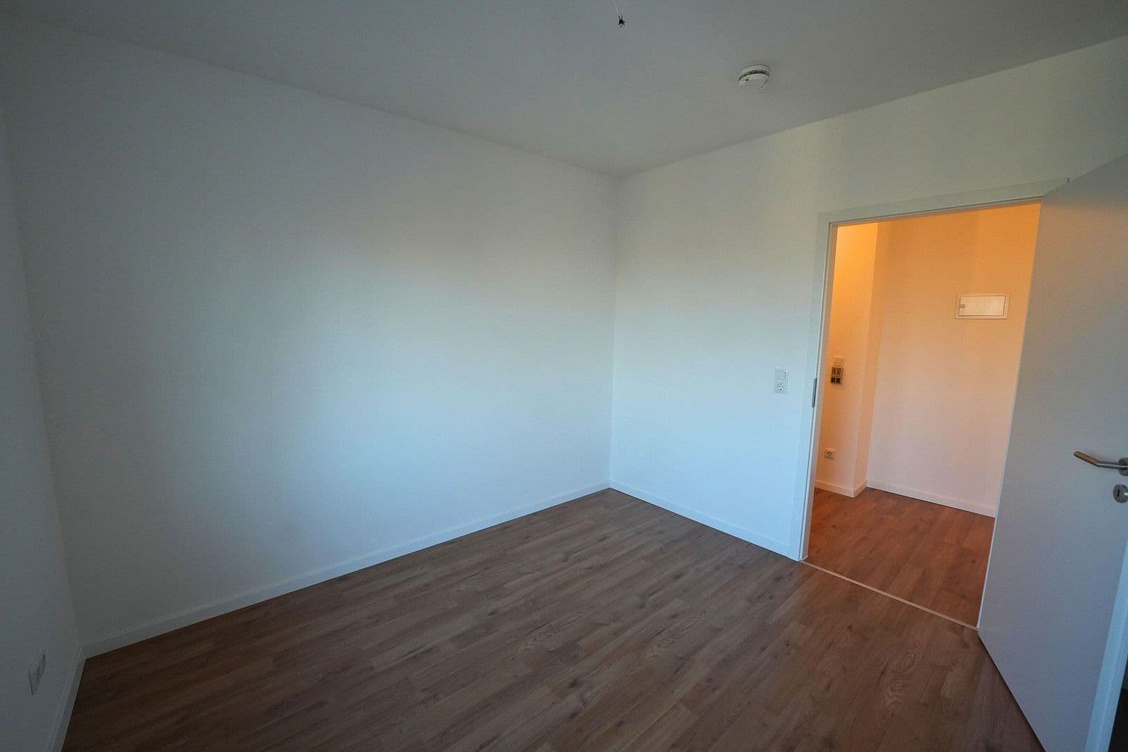 Prenájom bytu 3-izbový 58 m², Köln, Severné Porýnie - Westfálsko Prenájom bytu 3-izbový 58 m², Köln, Severné Porýnie - Westfálsko