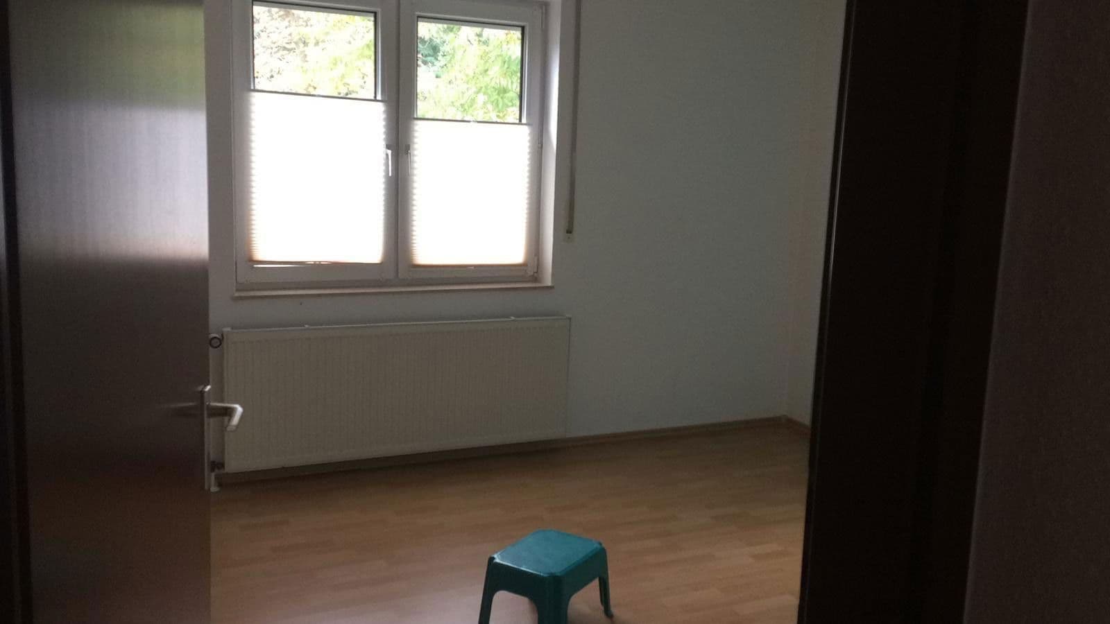 Prenájom bytu 2-izbový 74 m², Bahnhofstrasse 120b, Neu-Anspach, Hesensko Prenájom bytu 2-izbový 74 m², Bahnhofstrasse 120b, Neu-Anspach, Hesensko