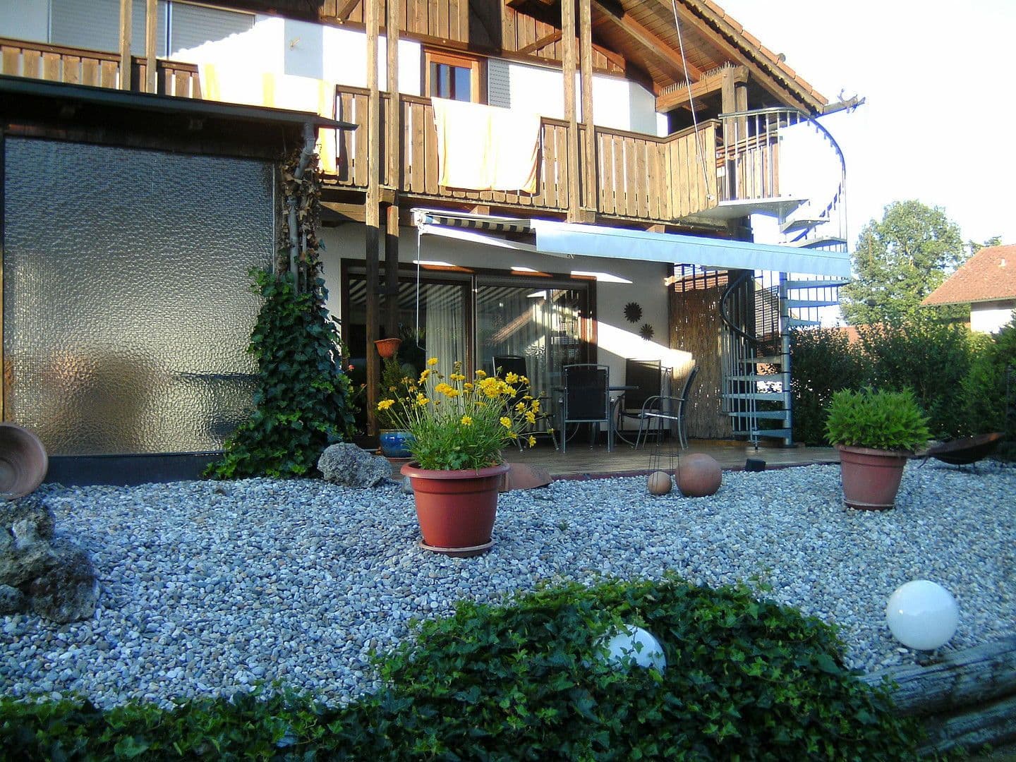 Predaj domu 240 m², pozemek 1.312 m², Waldkraiburg, Bavorsko Predaj domu 240 m², pozemek 1.312 m², Waldkraiburg, Bavorsko