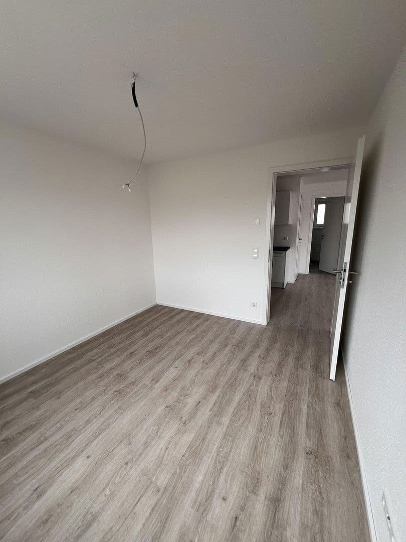 Prenájom bytu 2-izbový 59 m², Mittlere Ortsstr. 41, Rülzheim, Porýnie-Falcko Prenájom bytu 2-izbový 59 m², Mittlere Ortsstr. 41, Rülzheim, Porýnie-Falcko