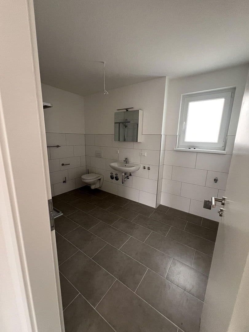 Prenájom bytu 2-izbový 59 m², Mittlere Ortsstr. 41, Rülzheim, Porýnie-Falcko Prenájom bytu 2-izbový 59 m², Mittlere Ortsstr. 41, Rülzheim, Porýnie-Falcko