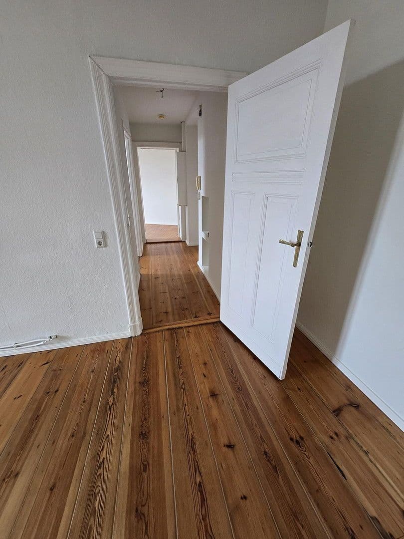 Predaj bytu 2-izbový 54 m², Berlin, Berlín Predaj bytu 2-izbový 54 m², Berlin, Berlín