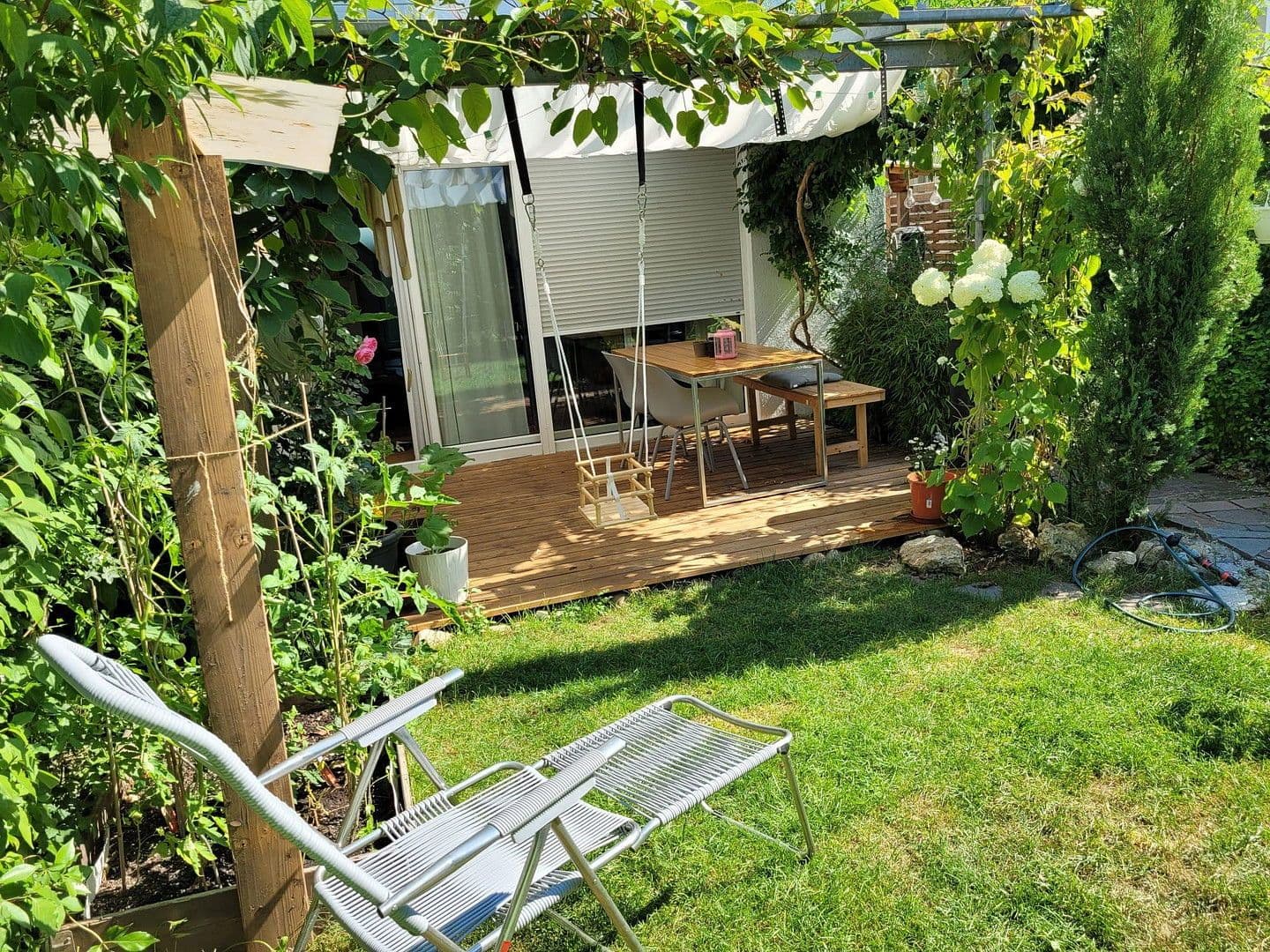 Predaj domu 140 m², pozemek 215 m², Kirchheim unter Teck, Bádensko-Wurttembersko Predaj domu 140 m², pozemek 215 m², Kirchheim unter Teck, Bádensko-Wurttembersko