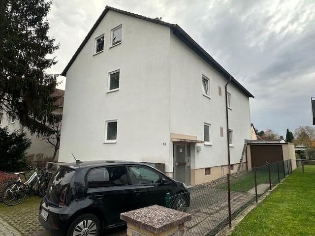 Predaj domu 273 m², pozemek 566 m², Karlsruhe, Bádensko-Wurttembersko Predaj domu 273 m², pozemek 566 m², Karlsruhe, Bádensko-Wurttembersko