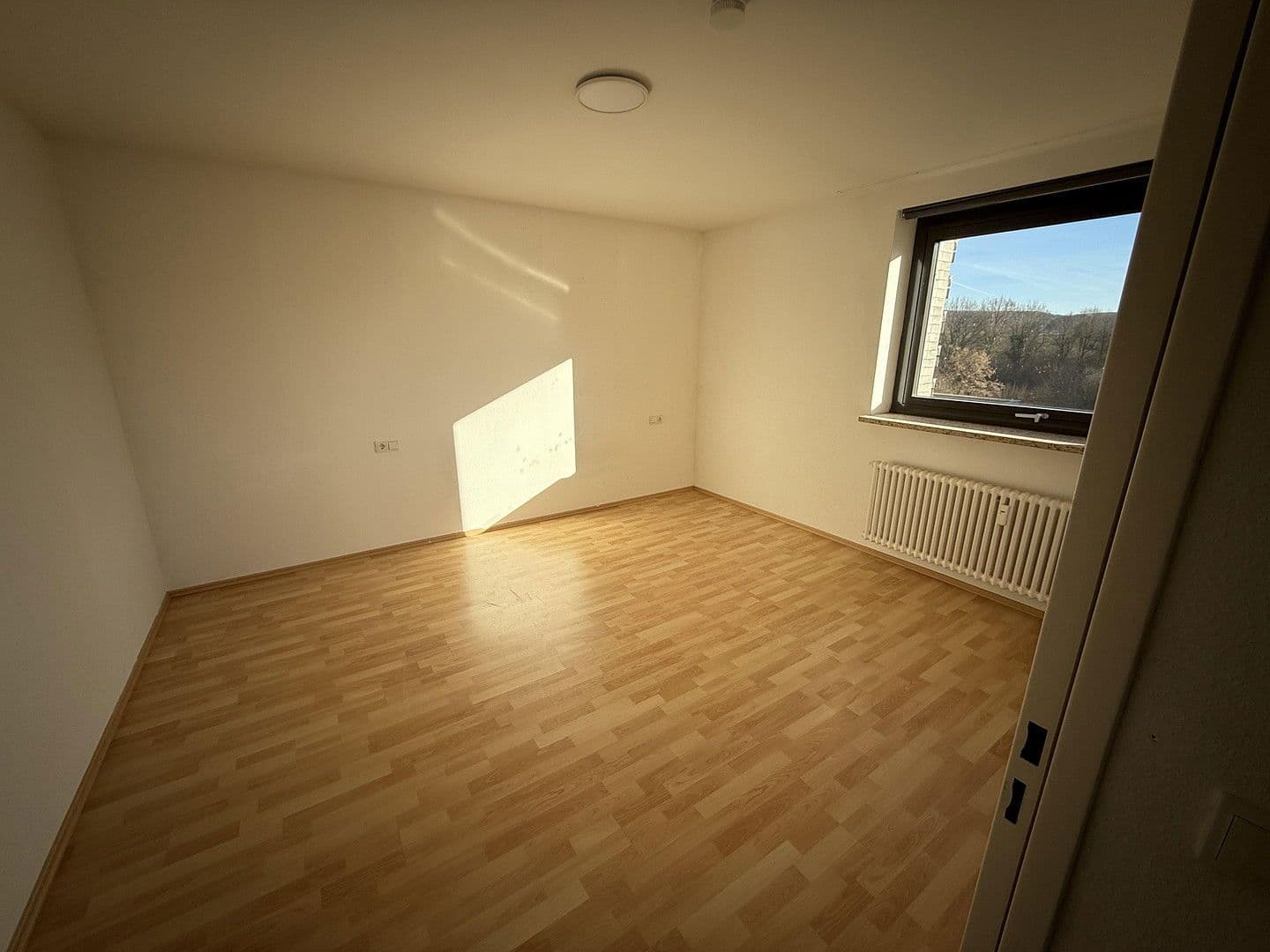 Prenájom bytu 2-izbový 60 m², Irgenhöhe 30, Saarbrücken, Sársko Prenájom bytu 2-izbový 60 m², Irgenhöhe 30, Saarbrücken, Sársko