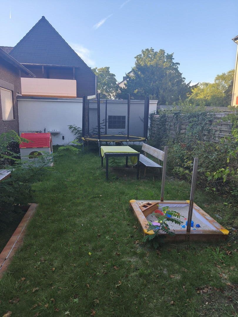 Predaj bytu 3-izbový 101 m², Hilden, Severné Porýnie - Westfálsko Predaj bytu 3-izbový 101 m², Hilden, Severné Porýnie - Westfálsko