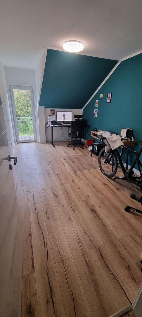 Predaj domu 142 m², pozemek 397 m², Seestraße 19, Hoppegarten, Brandenbursko Predaj domu 142 m², pozemek 397 m², Seestraße 19, Hoppegarten, Brandenbursko