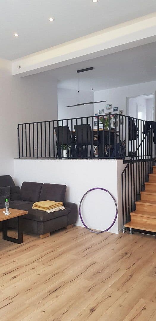 Predaj domu 142 m², pozemek 397 m², Seestraße 19, Hoppegarten, Brandenbursko Predaj domu 142 m², pozemek 397 m², Seestraße 19, Hoppegarten, Brandenbursko