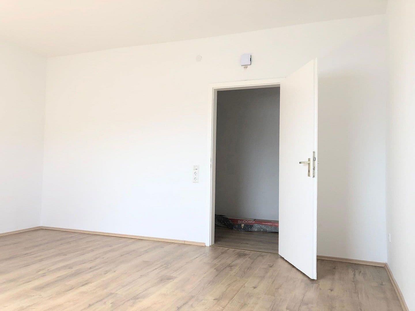 Predaj bytu 3-izbový 59 m², Wuppertal, Severné Porýnie - Westfálsko Predaj bytu 3-izbový 59 m², Wuppertal, Severné Porýnie - Westfálsko
