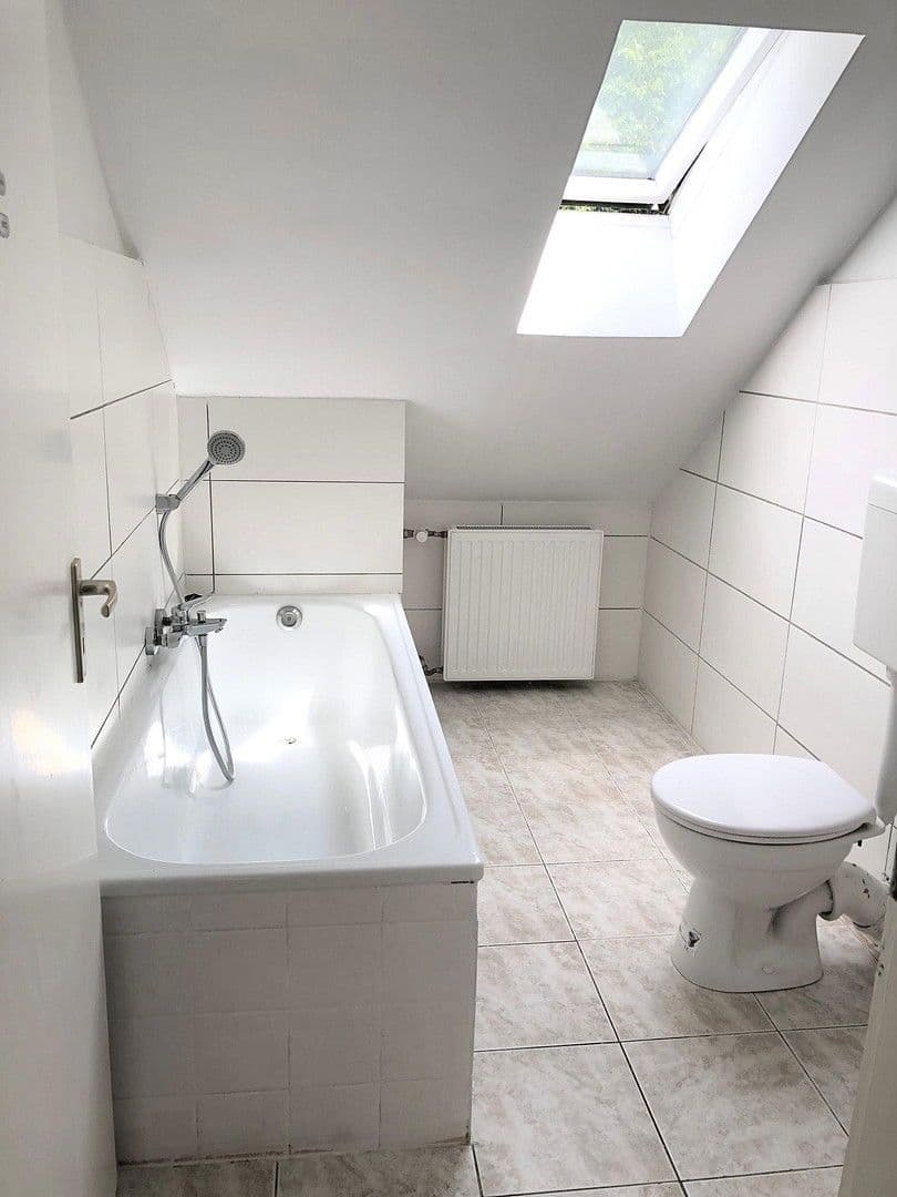 Predaj bytu 3-izbový 59 m², Wuppertal, Severné Porýnie - Westfálsko Predaj bytu 3-izbový 59 m², Wuppertal, Severné Porýnie - Westfálsko