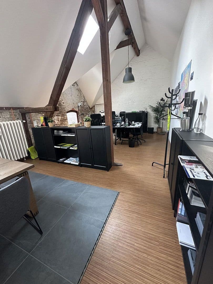 Prenájom kancelárie 135 m², Oberbenrader Straße 51, Krefeld, Severné Porýnie - Westfálsko Prenájom kancelárie 135 m², Oberbenrader Straße 51, Krefeld, Severné Porýnie - Westfálsko