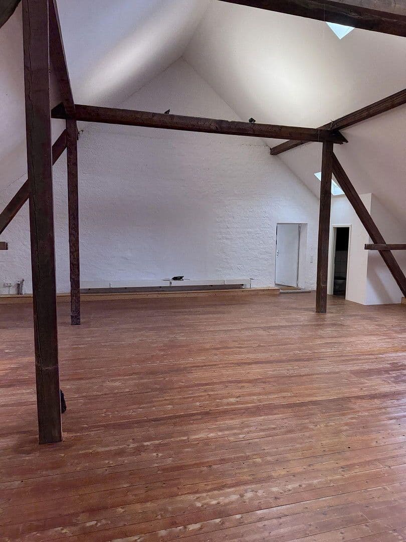 Prenájom kancelárie 135 m², Oberbenrader Straße 51, Krefeld, Severné Porýnie - Westfálsko Prenájom kancelárie 135 m², Oberbenrader Straße 51, Krefeld, Severné Porýnie - Westfálsko