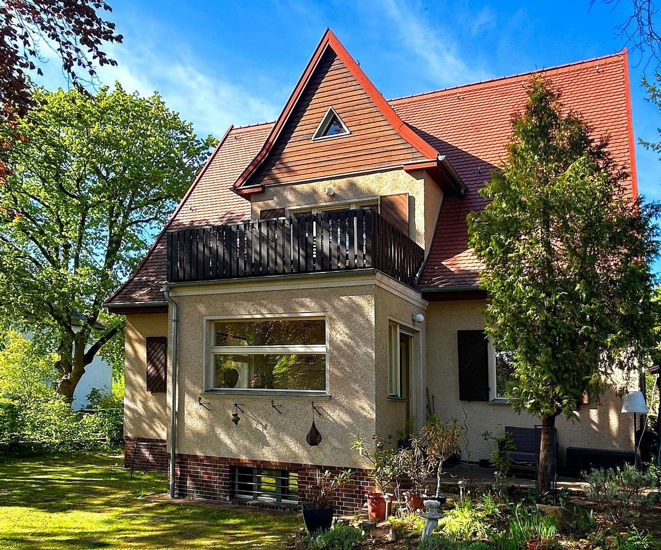 Predaj domu 214 m², pozemek 903 m², Potsdam, Brandenbursko Predaj domu 214 m², pozemek 903 m², Potsdam, Brandenbursko