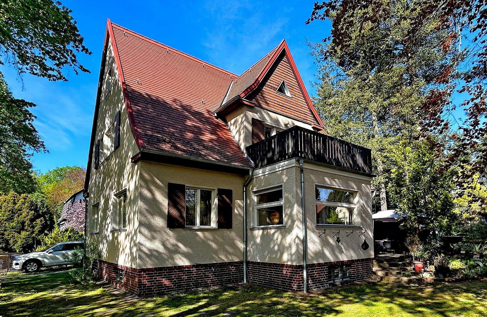 Predaj domu 214 m², pozemek 903 m², Potsdam, Brandenbursko Predaj domu 214 m², pozemek 903 m², Potsdam, Brandenbursko