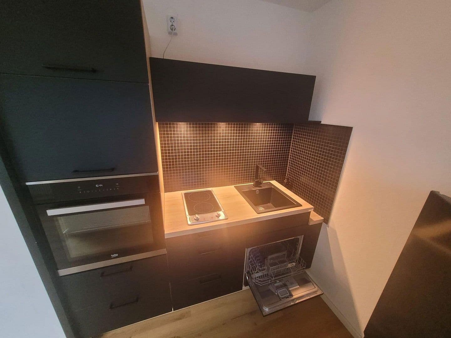 Prenájom bytu 1-izbový 38 m², Dürerstraße 27, Bielefeld, Severné Porýnie - Westfálsko Prenájom bytu 1-izbový 38 m², Dürerstraße 27, Bielefeld, Severné Porýnie - Westfálsko