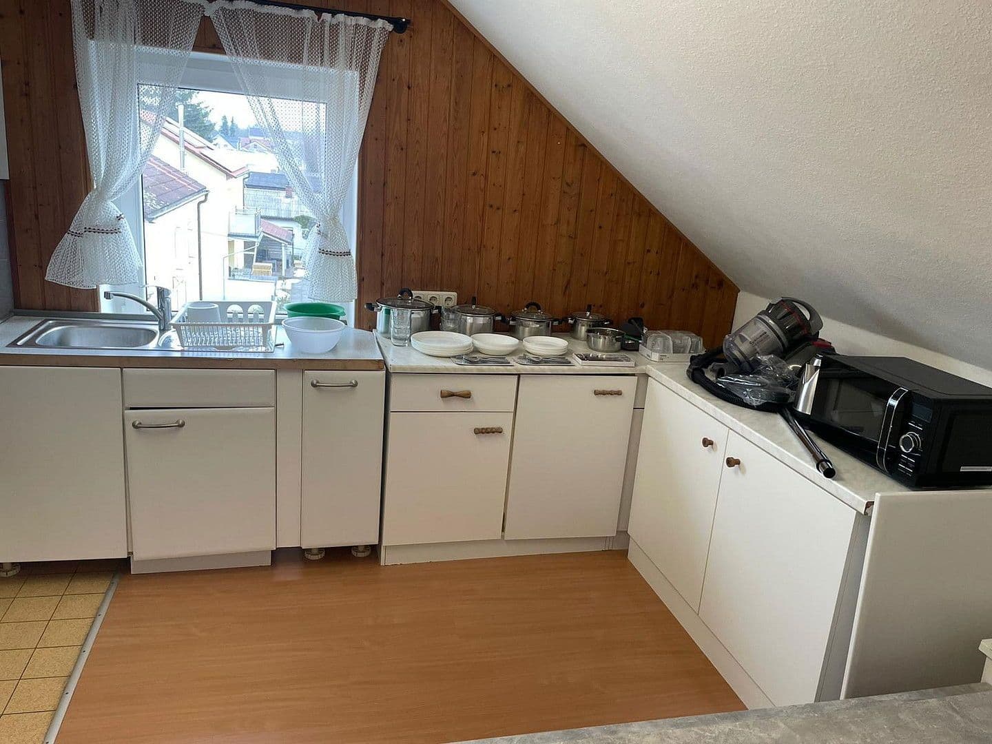 Prenájom bytu 6-izbový 70 m², Moosburg, Bavorsko Prenájom bytu 6-izbový 70 m², Moosburg, Bavorsko