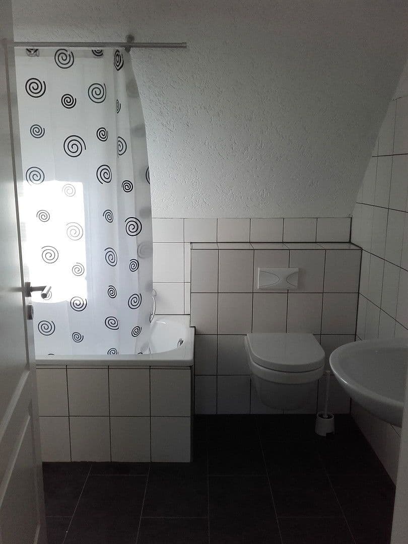 Predaj domu 300 m², pozemek 453 m², Wallhausen, Porýnie-Falcko Predaj domu 300 m², pozemek 453 m², Wallhausen, Porýnie-Falcko