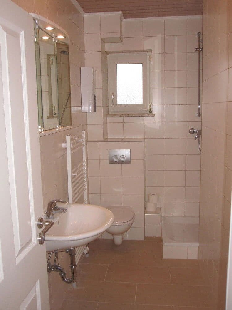 Predaj domu 300 m², pozemek 453 m², Wallhausen, Porýnie-Falcko Predaj domu 300 m², pozemek 453 m², Wallhausen, Porýnie-Falcko