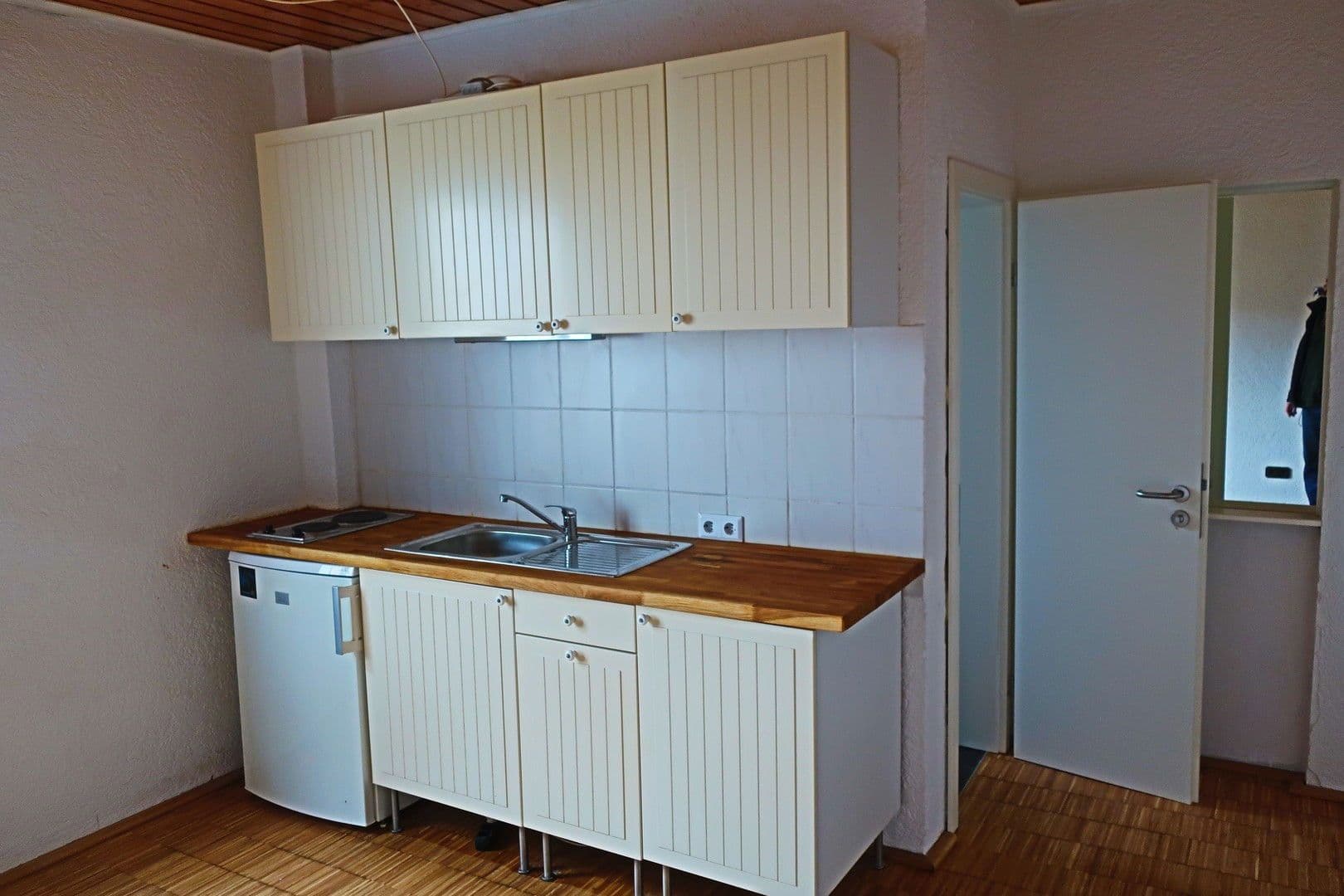Predaj domu 300 m², pozemek 453 m², Wallhausen, Porýnie-Falcko Predaj domu 300 m², pozemek 453 m², Wallhausen, Porýnie-Falcko