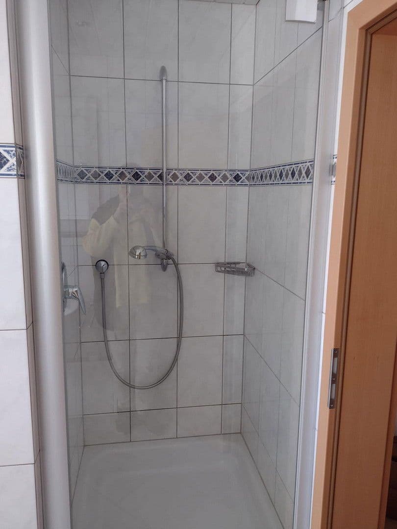 Prenájom bytu 3-izbový 108 m², Eltville am Rhein, Hesensko Prenájom bytu 3-izbový 108 m², Eltville am Rhein, Hesensko